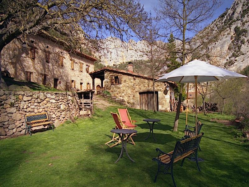Posada Molino Del Canto Barriolacuesta Bagian luar foto