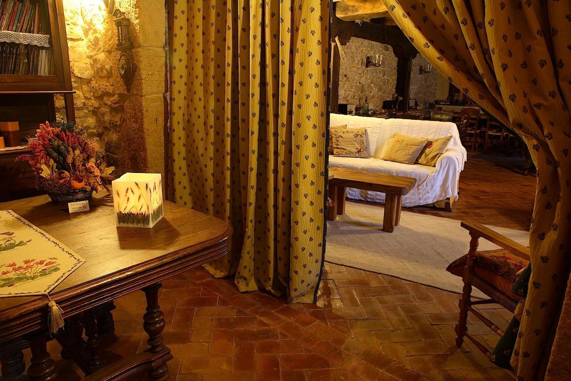 Posada Molino Del Canto Barriolacuesta Bagian luar foto